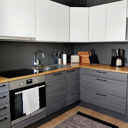 Trendy Apartment In The Heart Of Green Lahti, Free Parking ภายนอก รูปภาพ