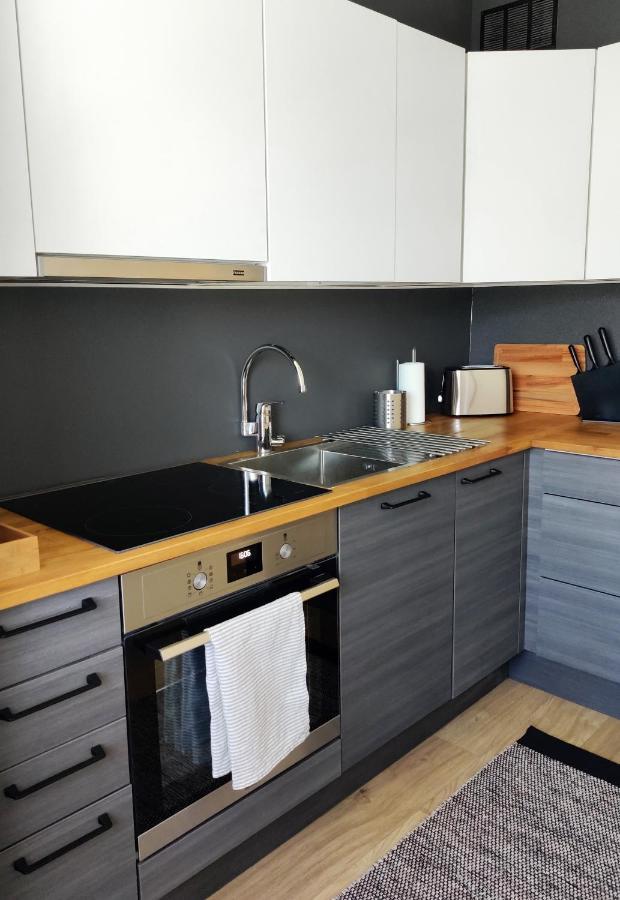 Trendy Apartment In The Heart Of Green Lahti, Free Parking ภายนอก รูปภาพ